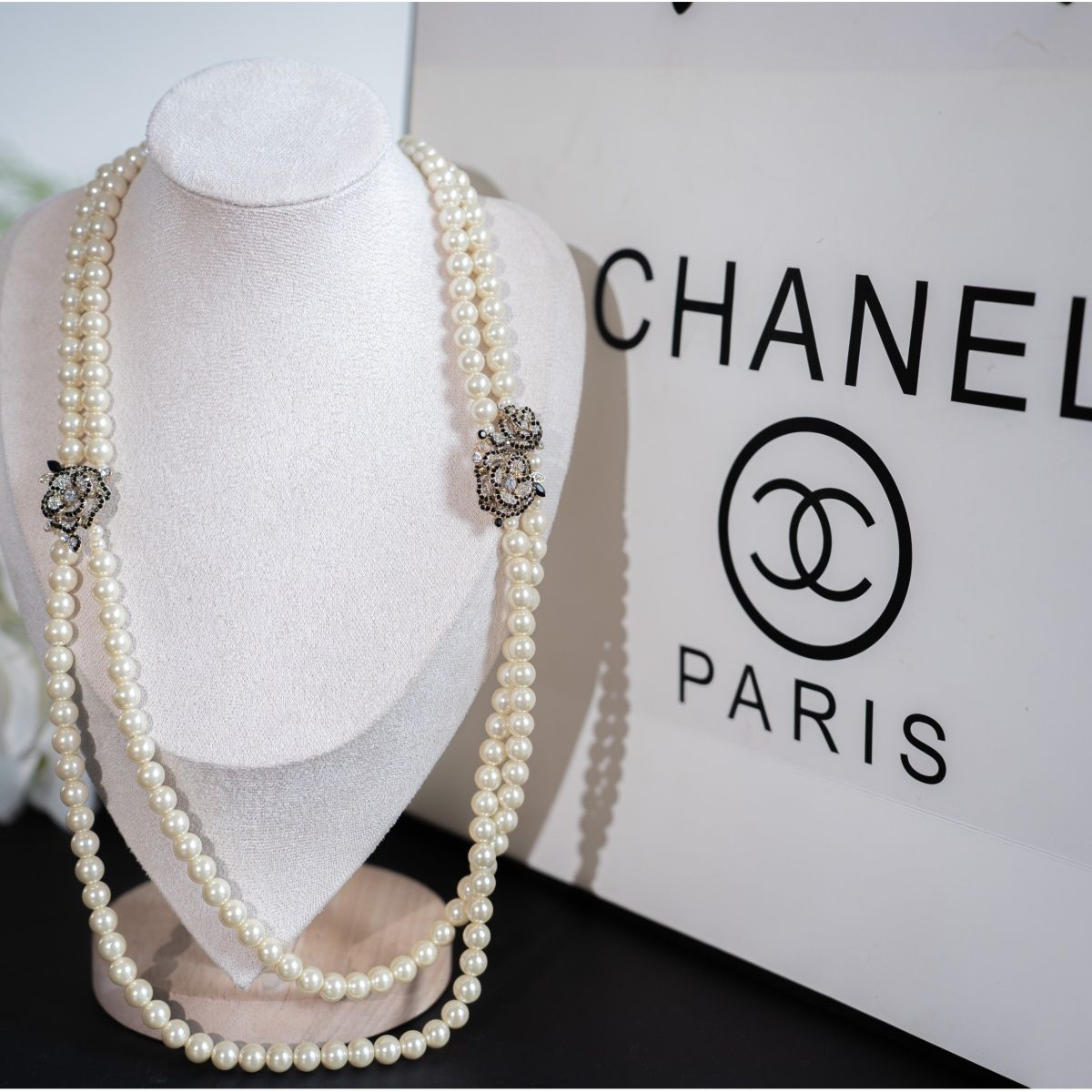 Fashionable natural pearl necklace for Women