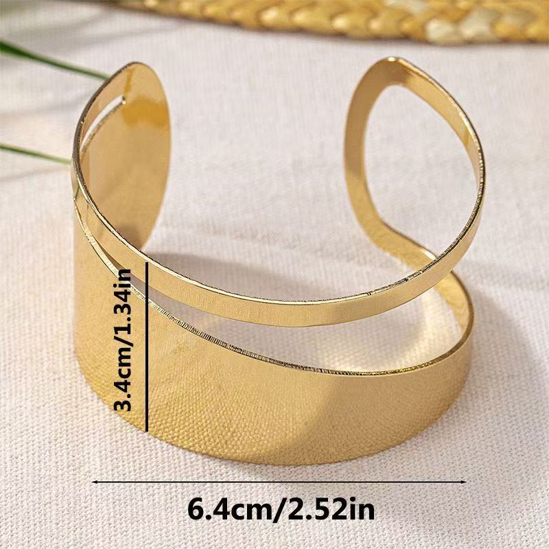 Women's bracelet