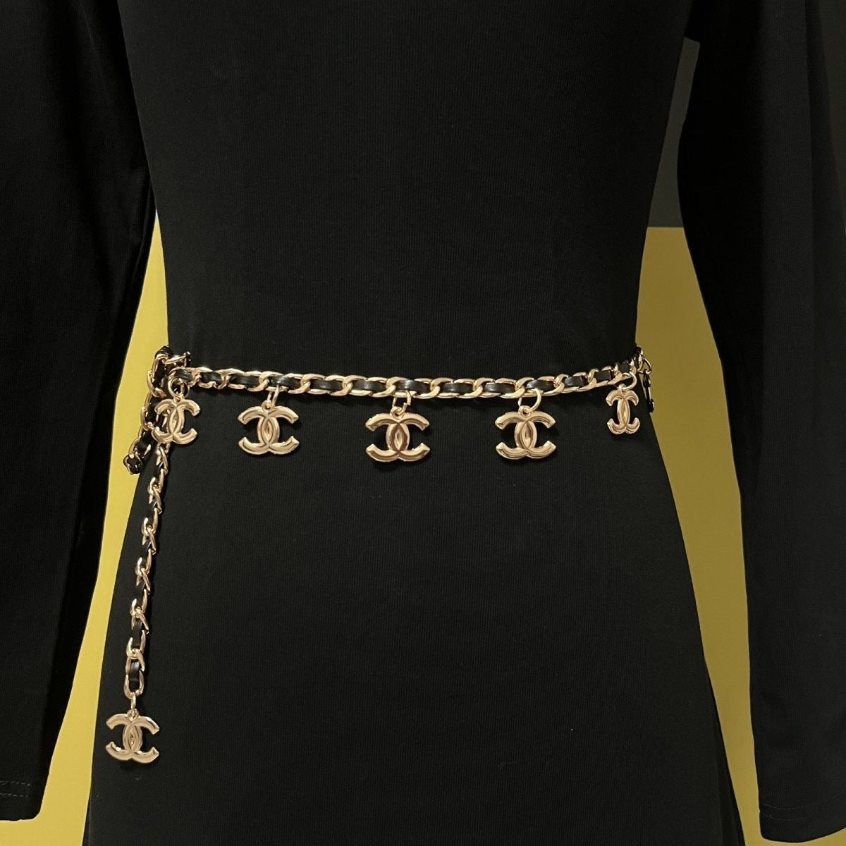 High-end, stylish waist chain for women