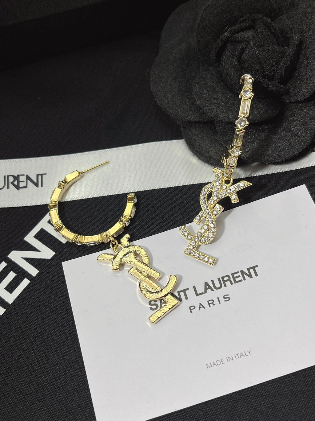 Stylish letter earrings