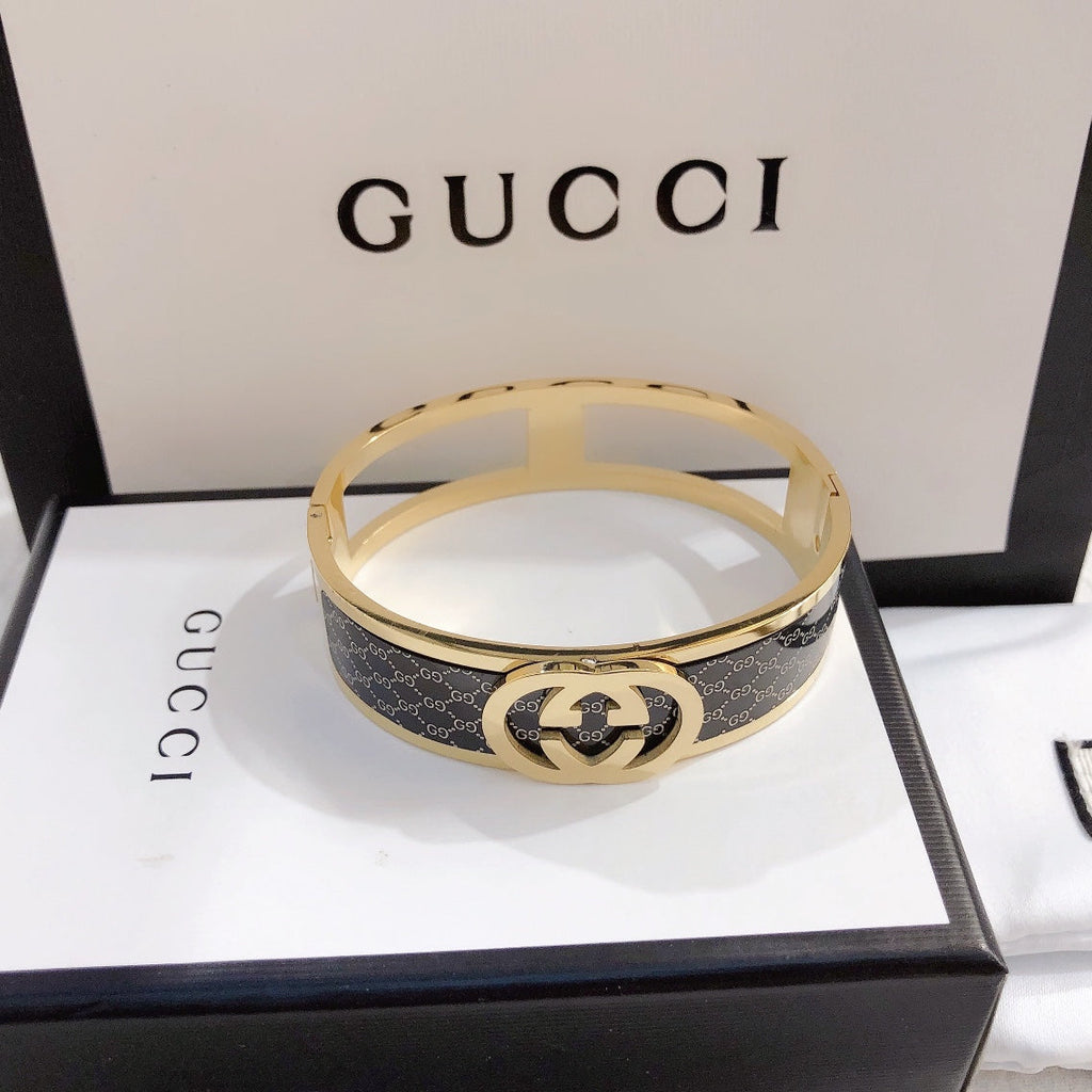 Stylish women's exquisite Bracelet