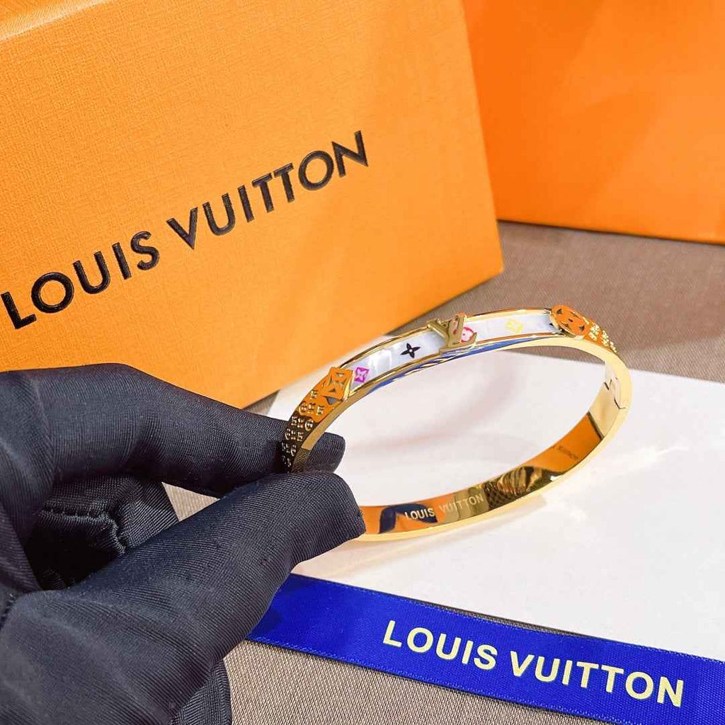 High-end bracelet