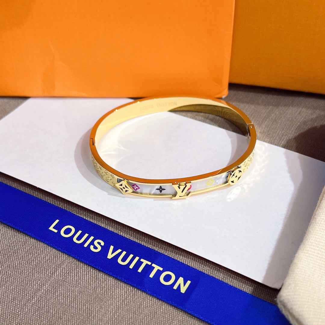 High-end bracelet