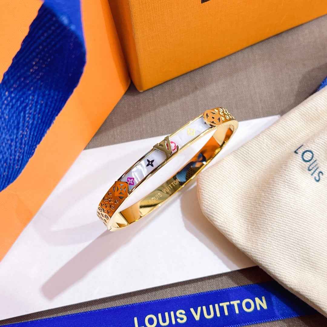 High-end bracelet