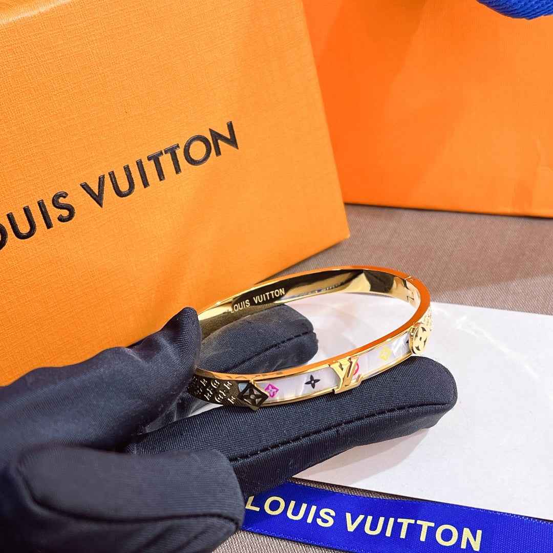 High-end bracelet