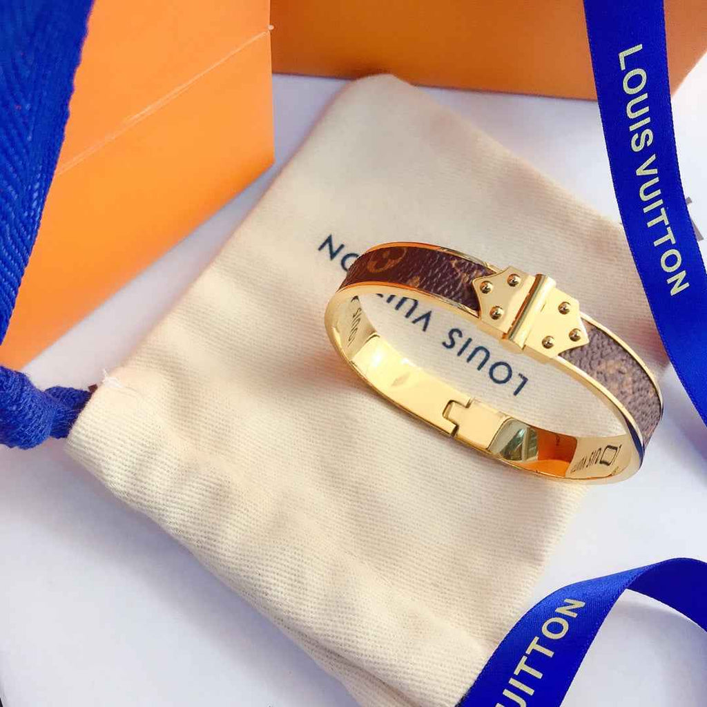 Fashionable women's bracelet
