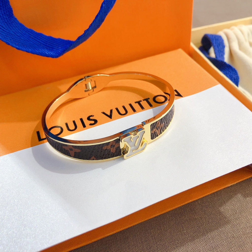 High-end fashion jewelry bracelet