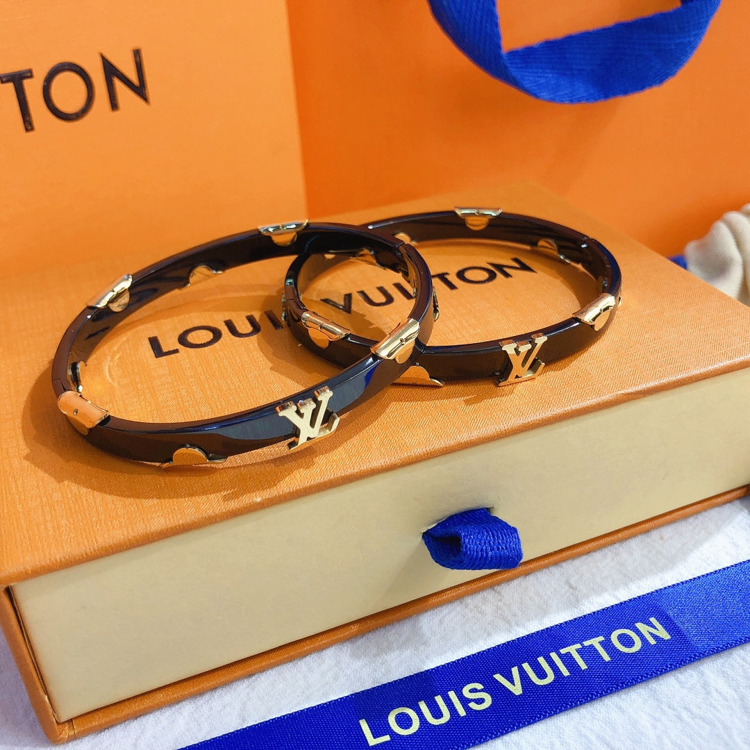Women's Fashion Titanium Steel Bracelet